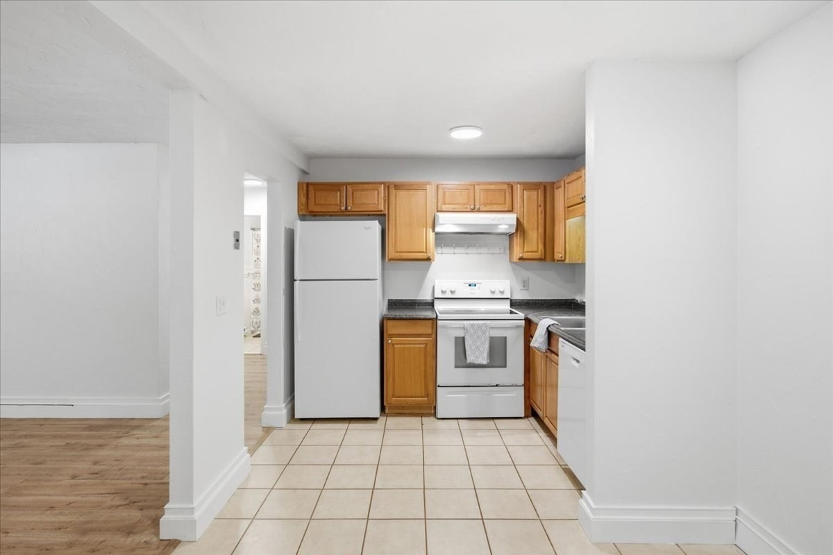 976 Plain # 54 Property Photo 18