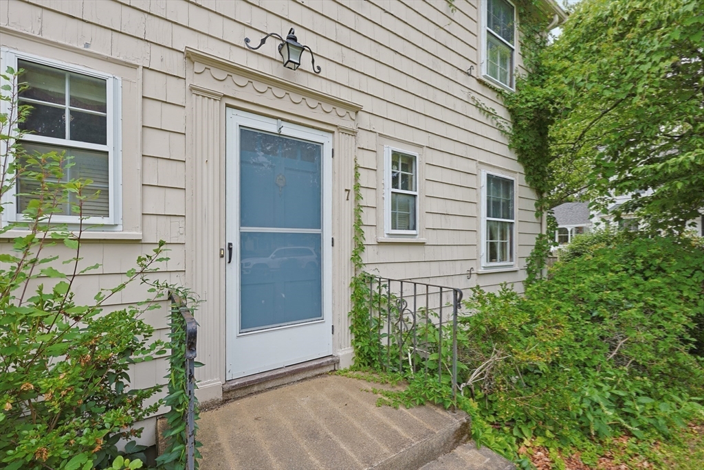 7 Schaller Street Property Photo 22