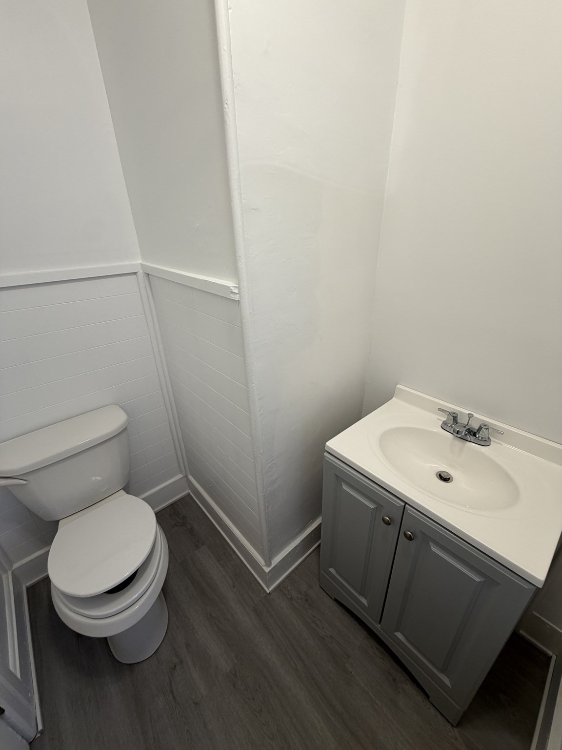 34-36 Crandall St Property Photo 10