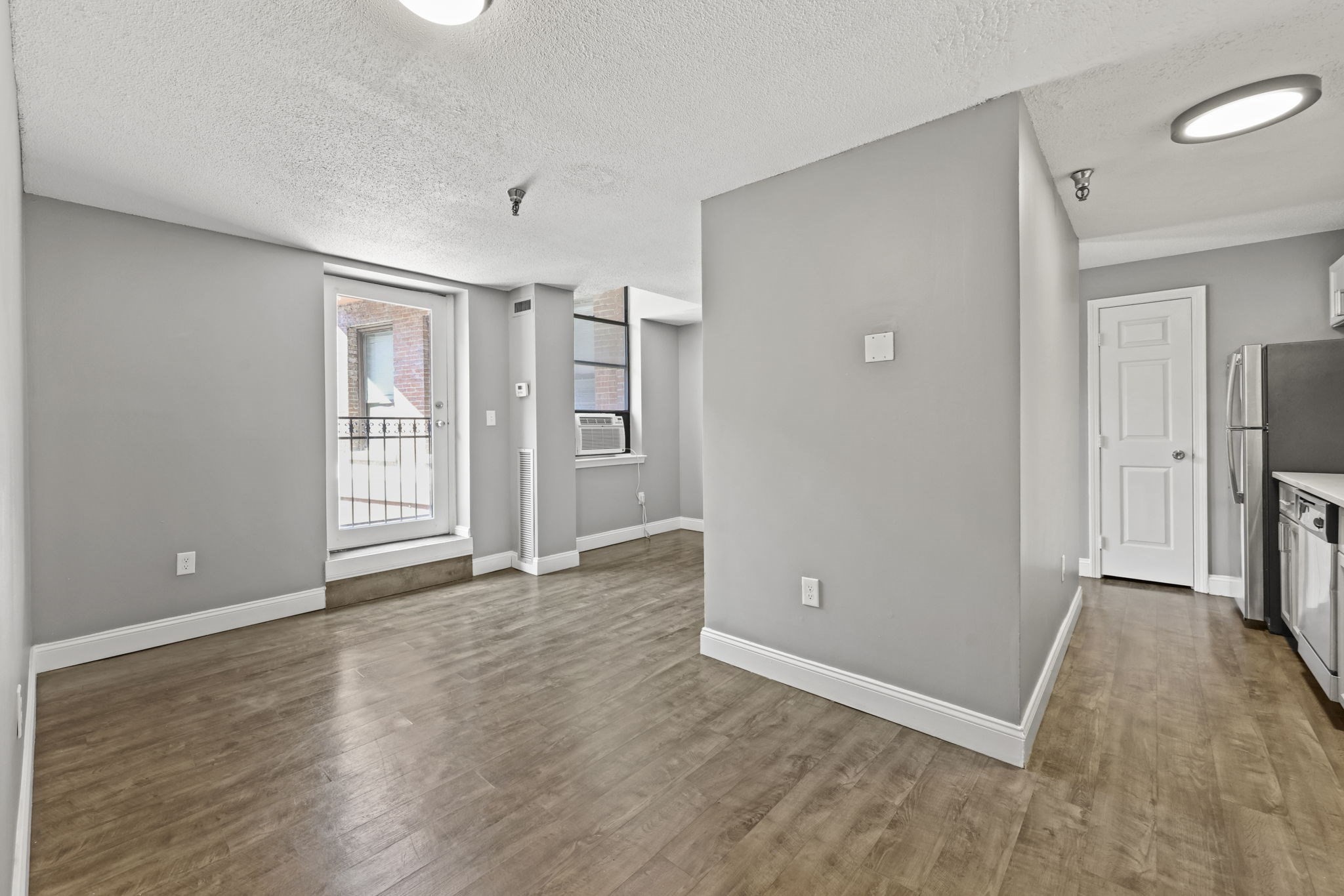 122 Chestnut St # 215 Property Photo 12