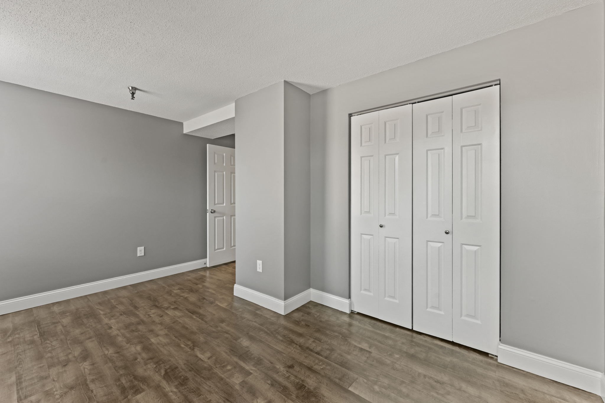 122 Chestnut St # 215 Property Photo 14