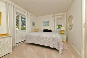 208 Standish Road Property Photo 12