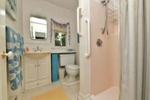 208 Standish Road Property Photo 15