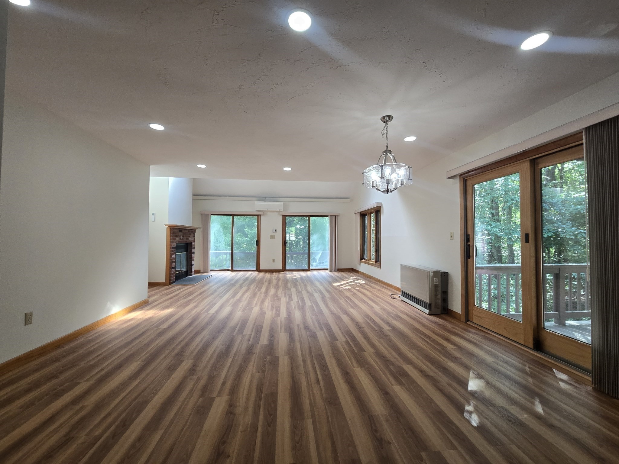 8 Clarendon Common # 8 Property Photo 2
