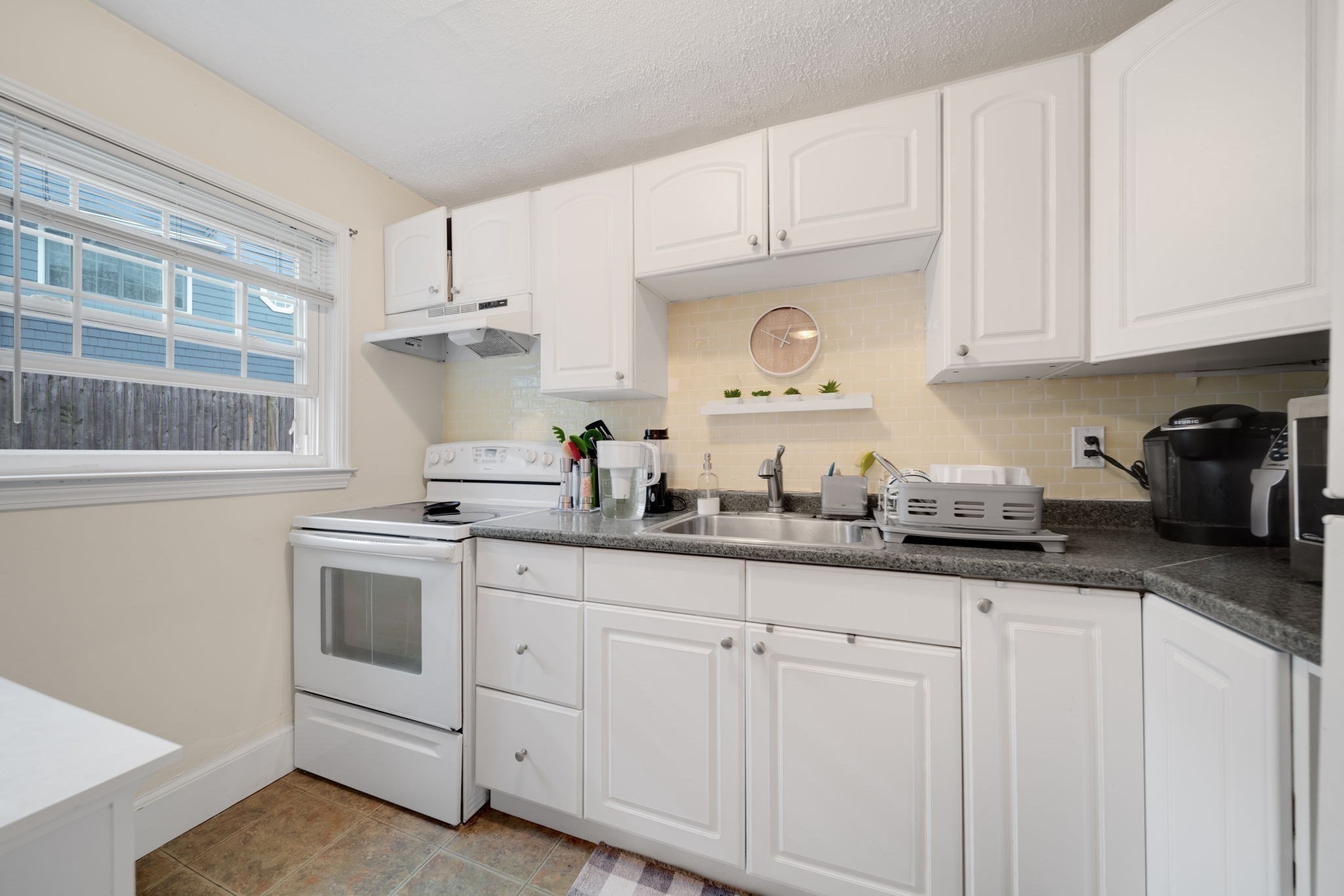 930 Massachusetts Ave # 5 Property Photo 9