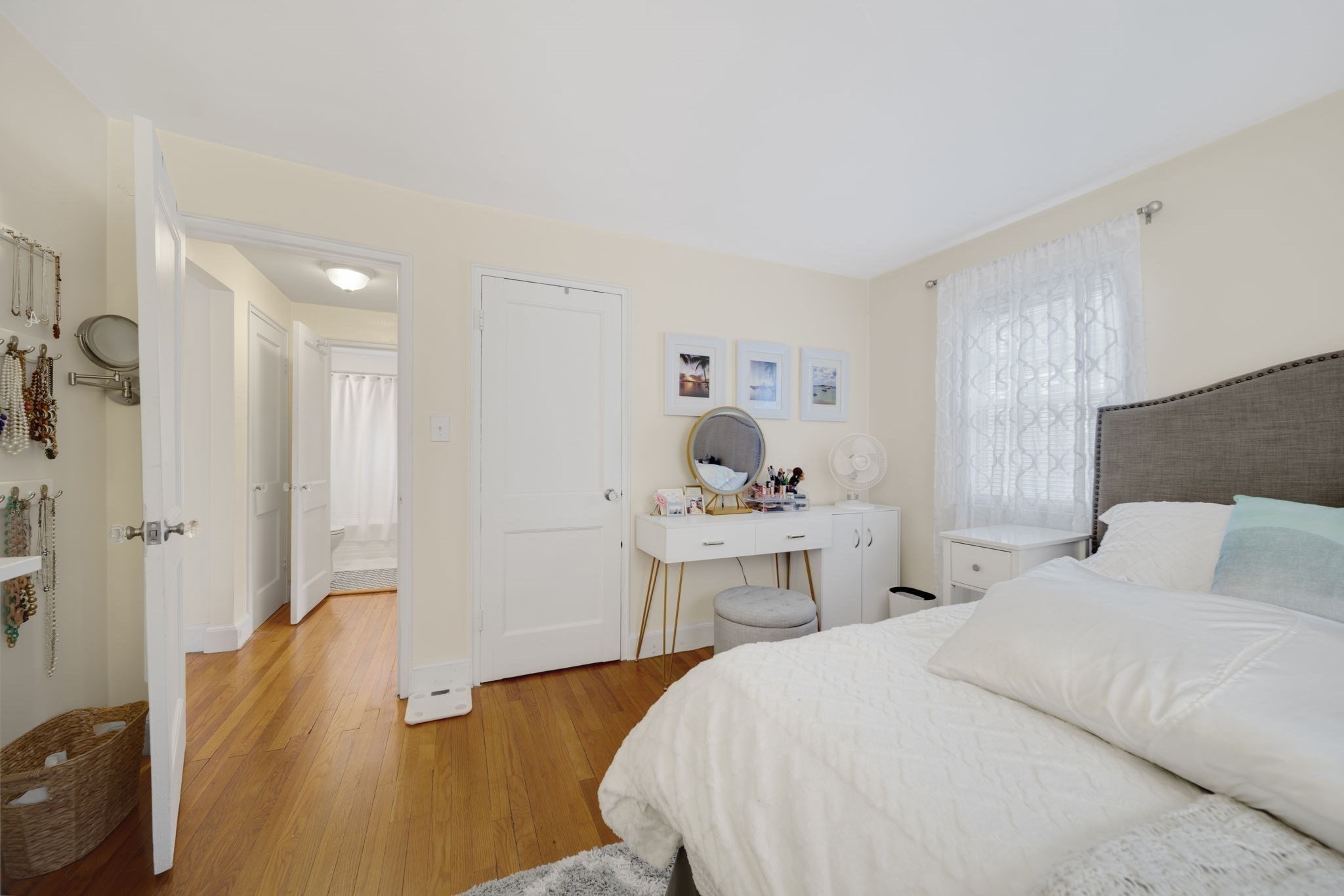 930 Massachusetts Ave # 5 Property Photo 12