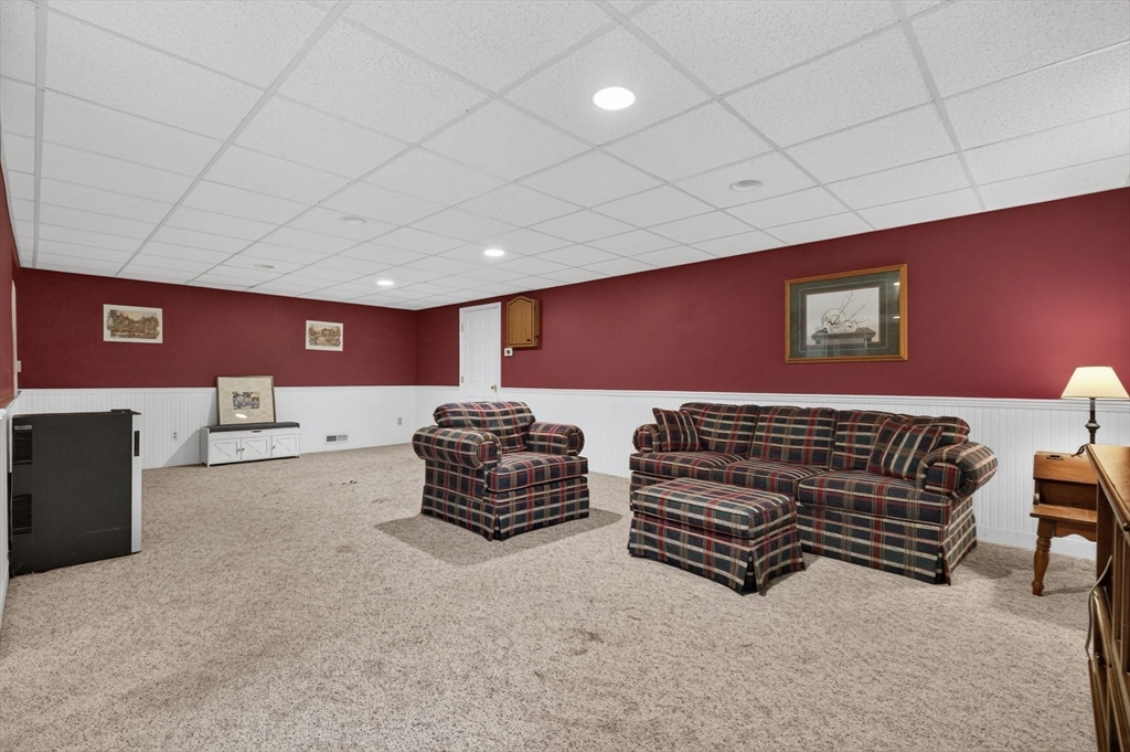 80 School Street Property Photo 32