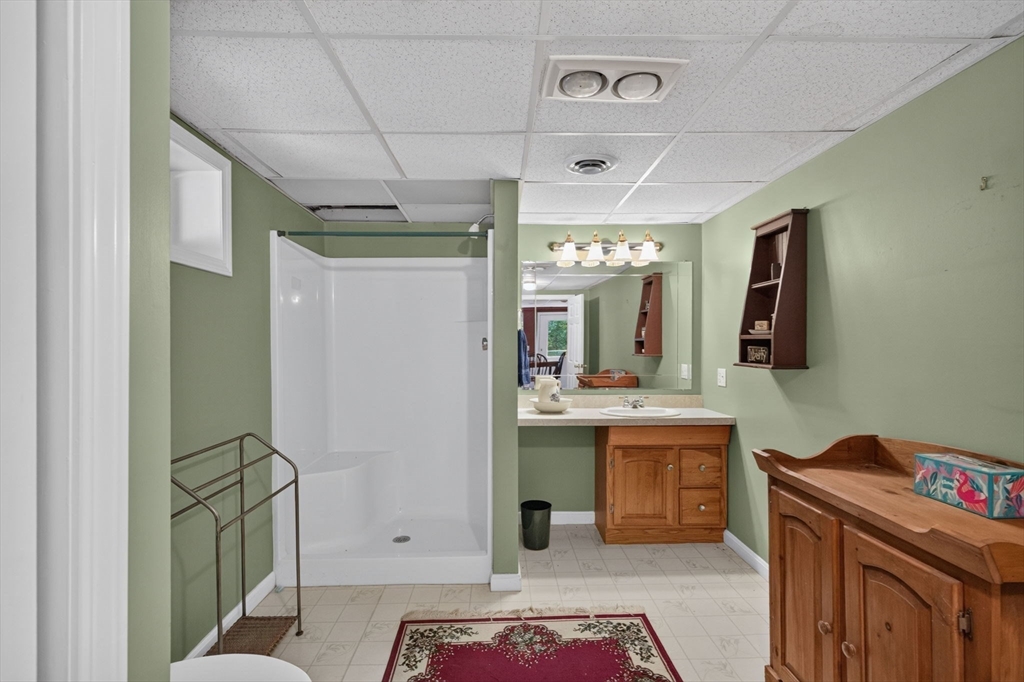 80 School Street Property Photo 34