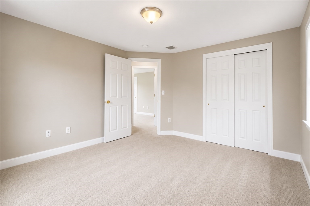 30-32 Harriet Thayer Ave # 1 Property Photo 10