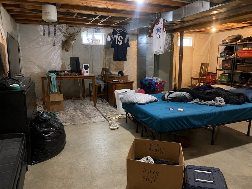 30-32 Harriet Thayer Ave # 1 Property Photo 17