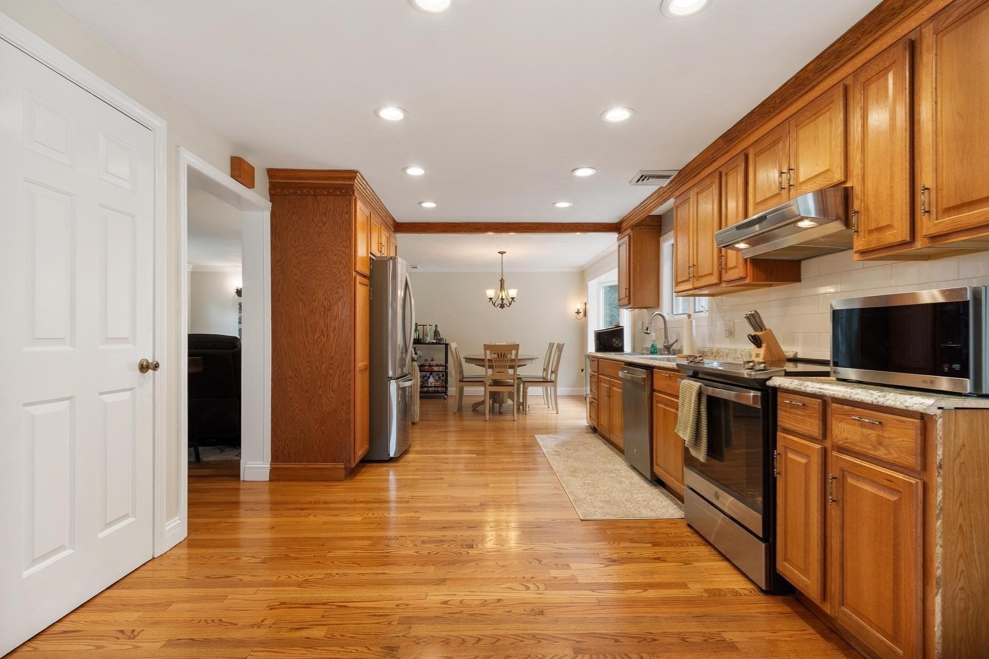 49 Shawna Street Property Photo 6