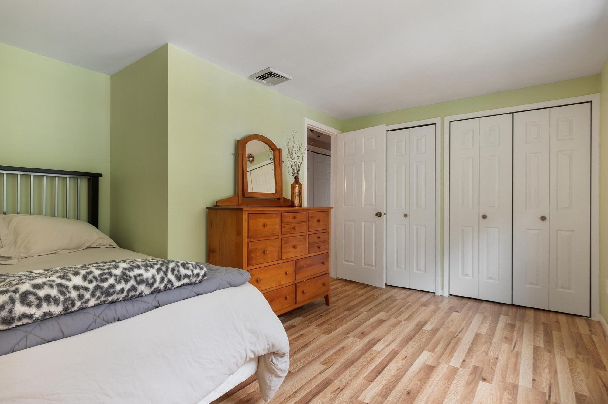 49 Shawna Street Property Photo 22