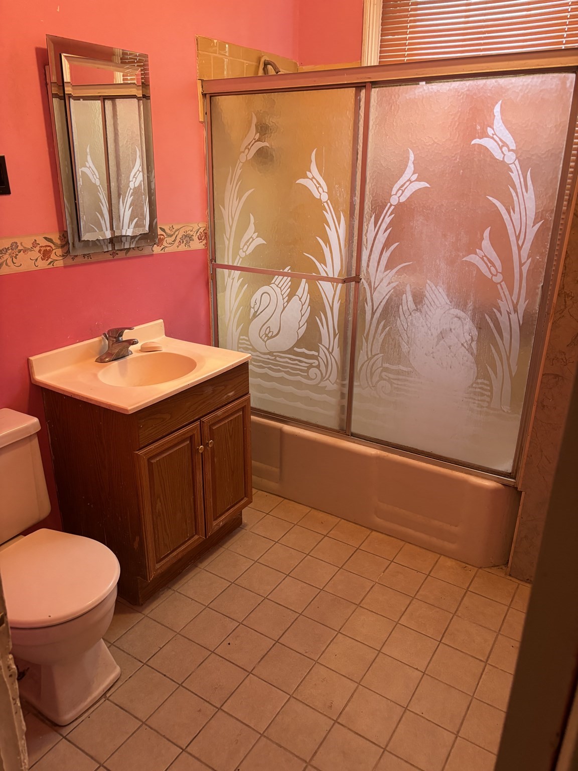 31 Lawrence Ave Property Photo 8