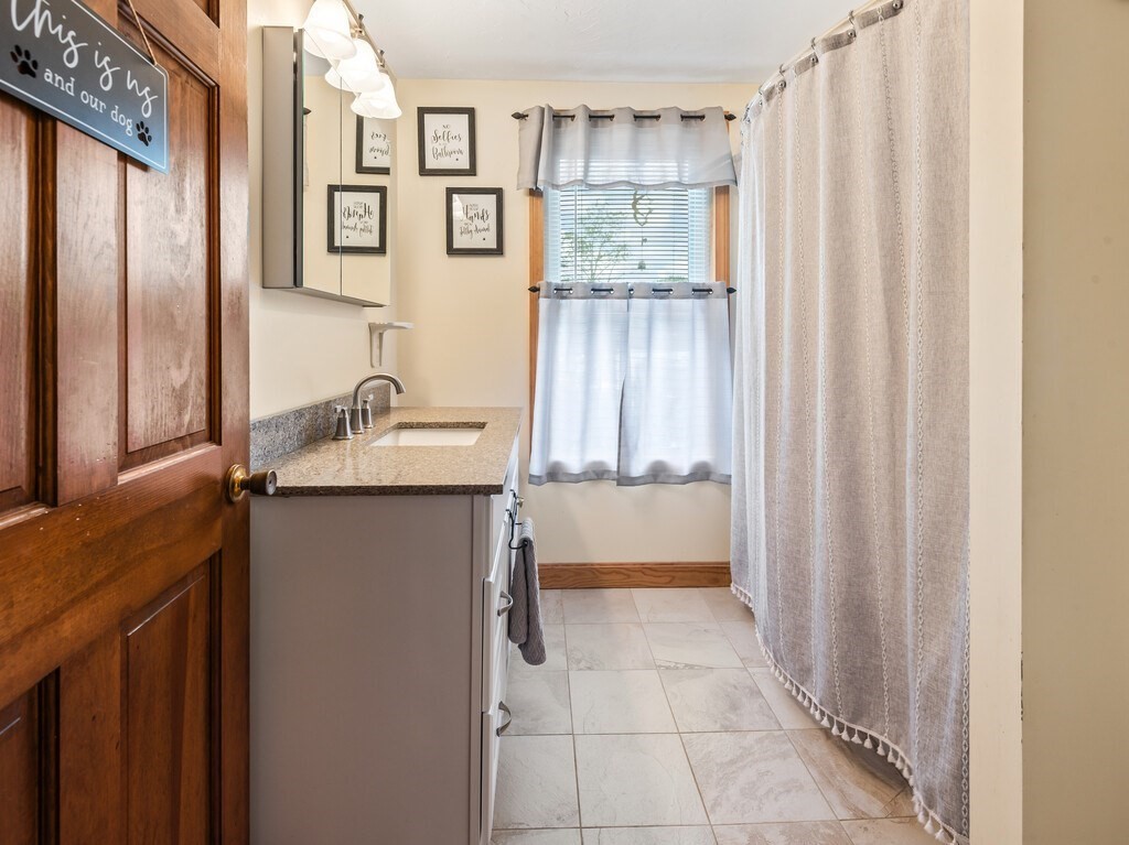 27 Elm Hill Ave Property Photo 16