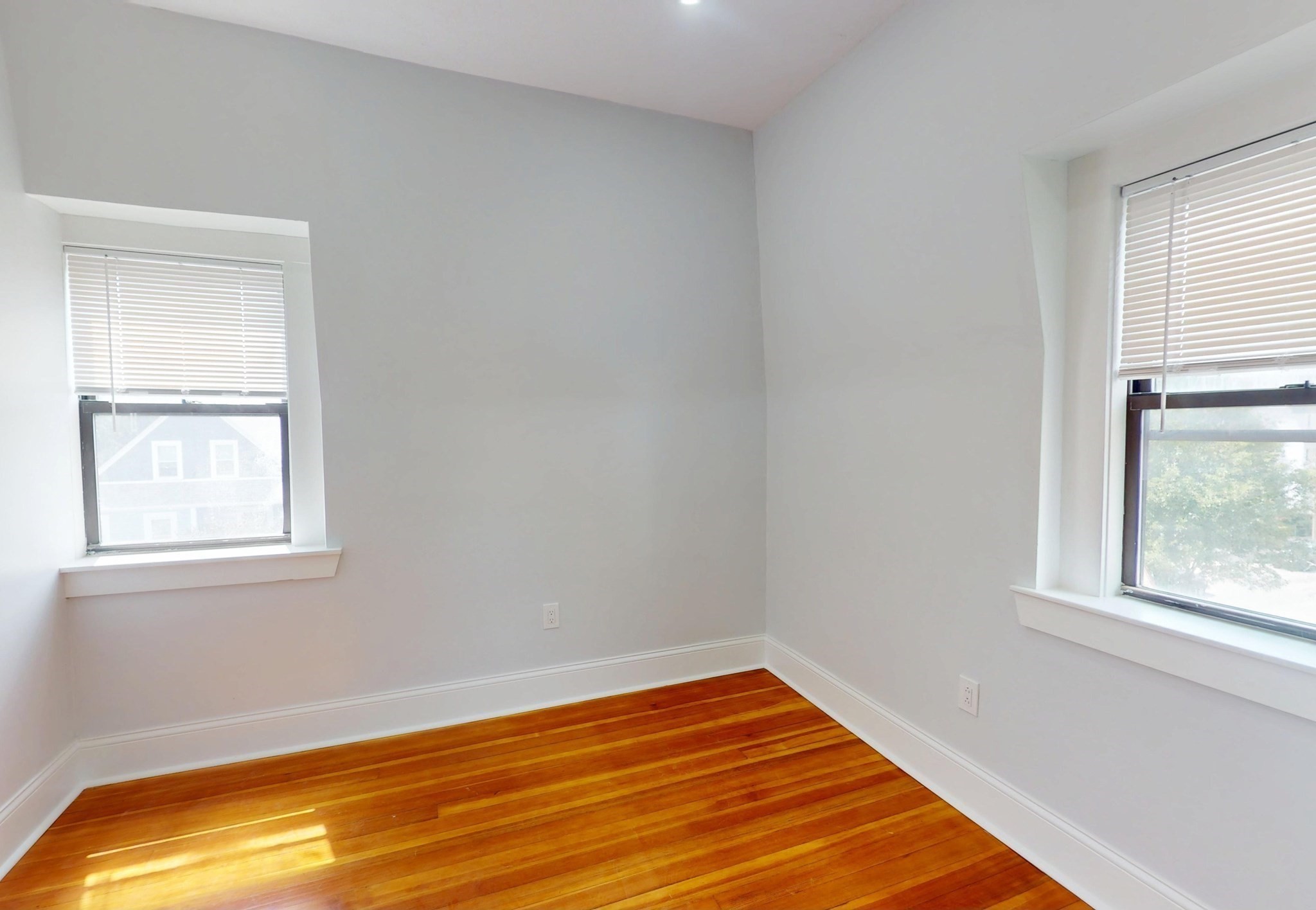 14 King St # 3 Property Photo 13