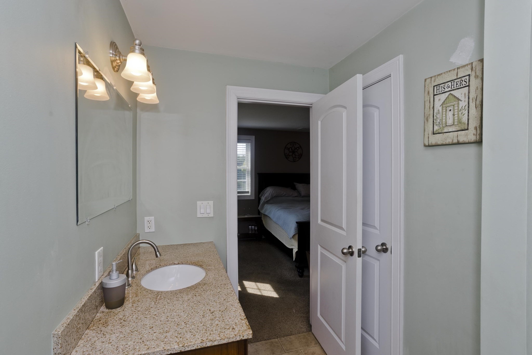 1075 Main St Property Photo 26