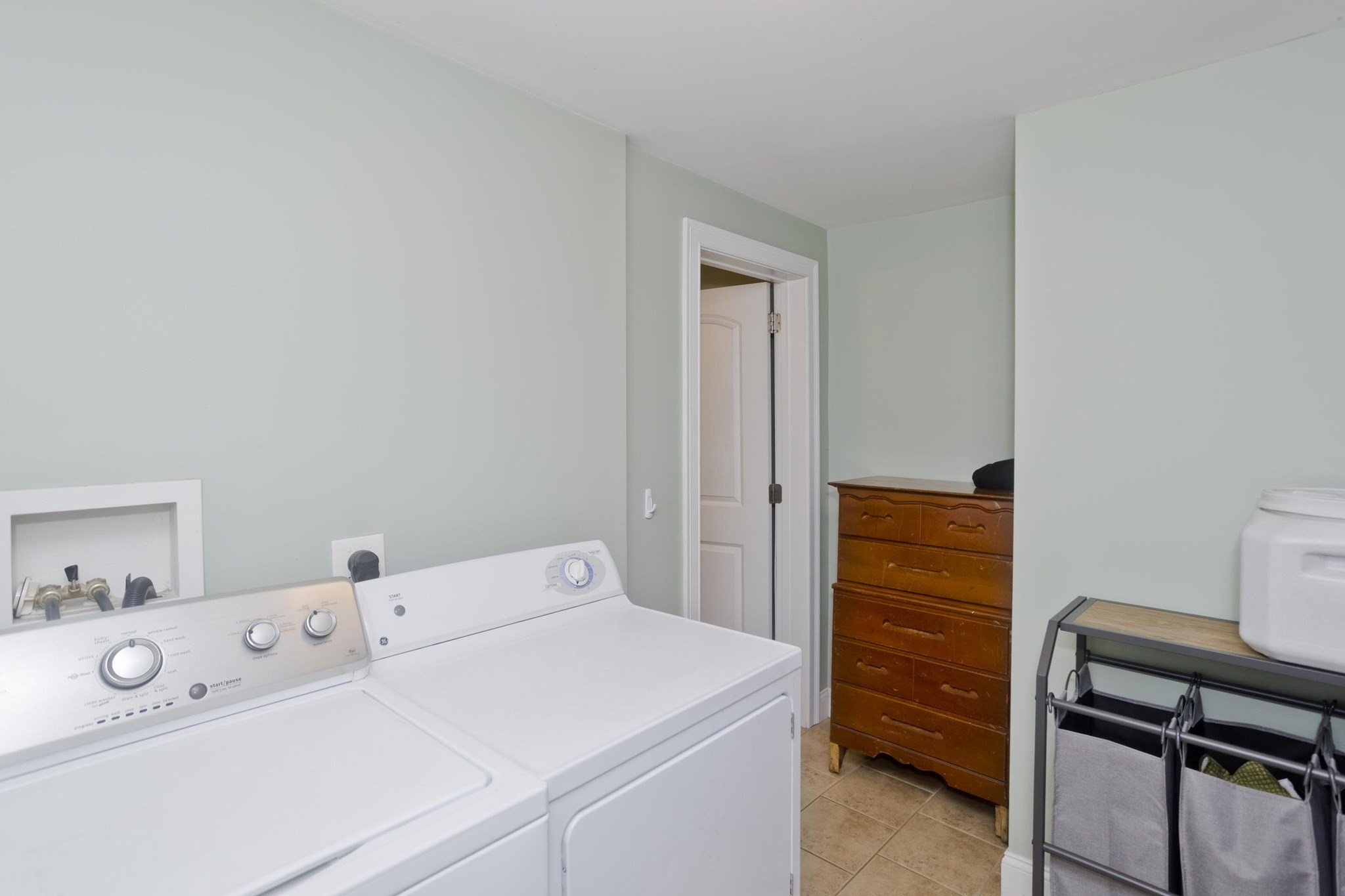 1075 Main St Property Photo 32