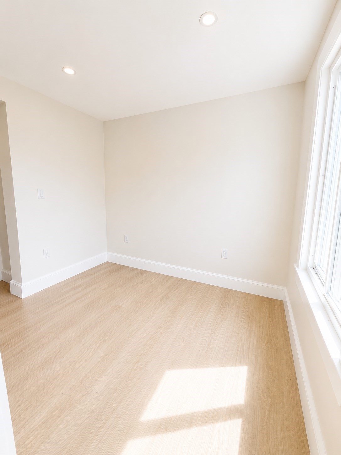 60 Bennington # 3 Property Photo 5