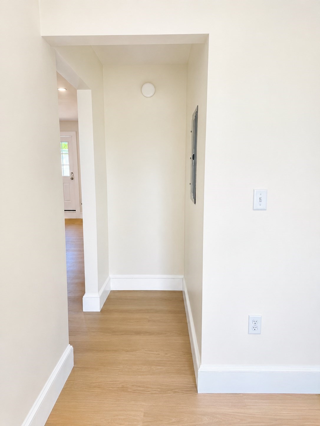 60 Bennington # 3 Property Photo 6