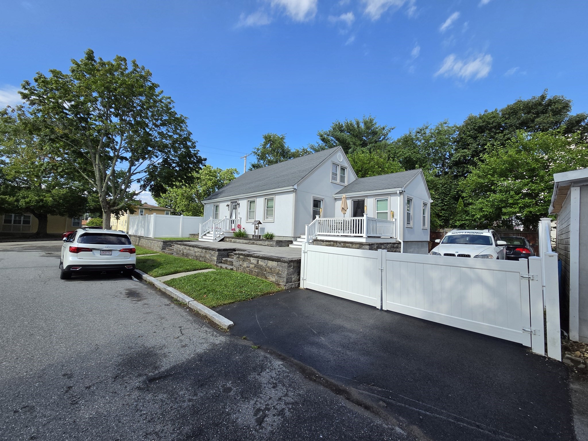 10 Wayne St Property Photo 3
