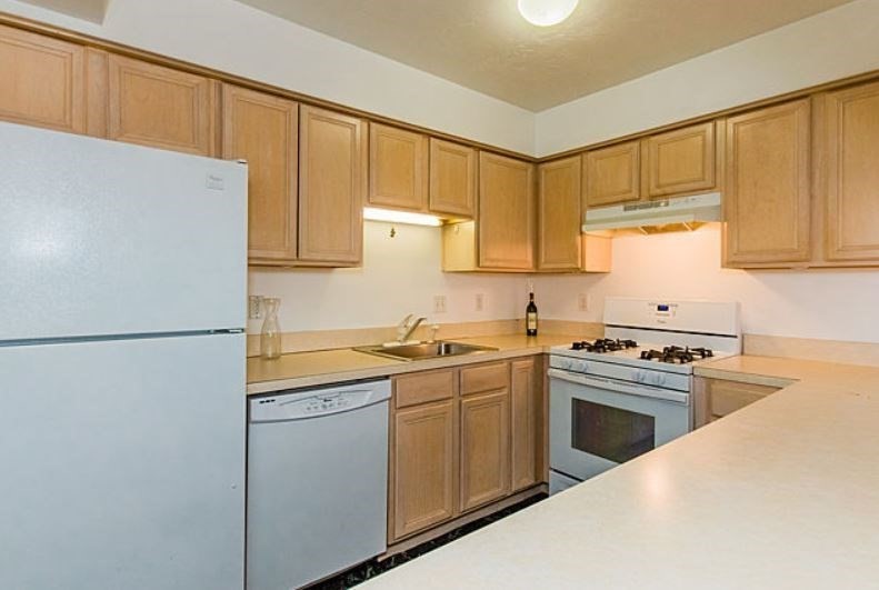 6 West # 1 Property Photo 1