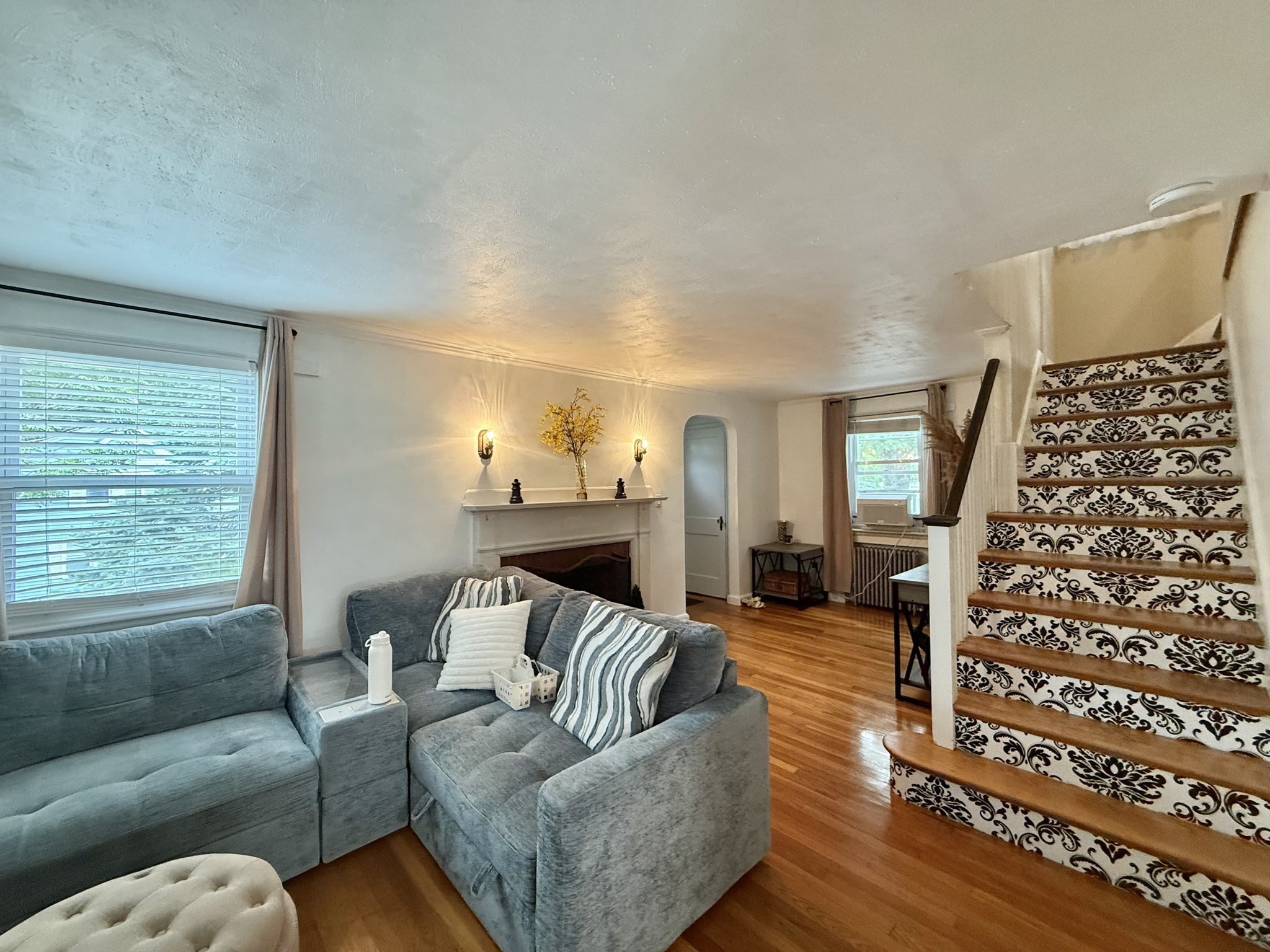 8 Myopia Rd. Property Photo 4