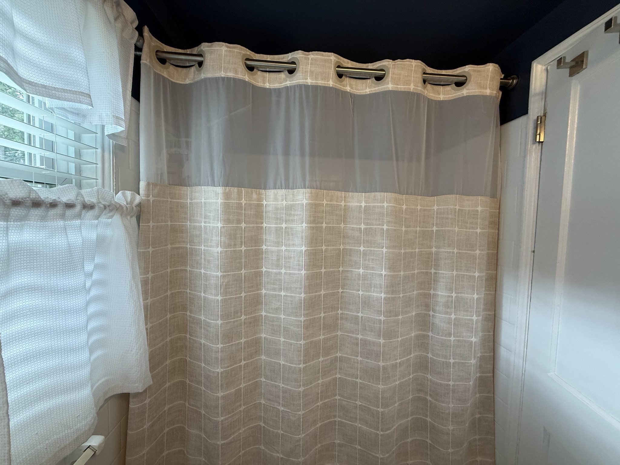 8 Myopia Rd. Property Photo 18