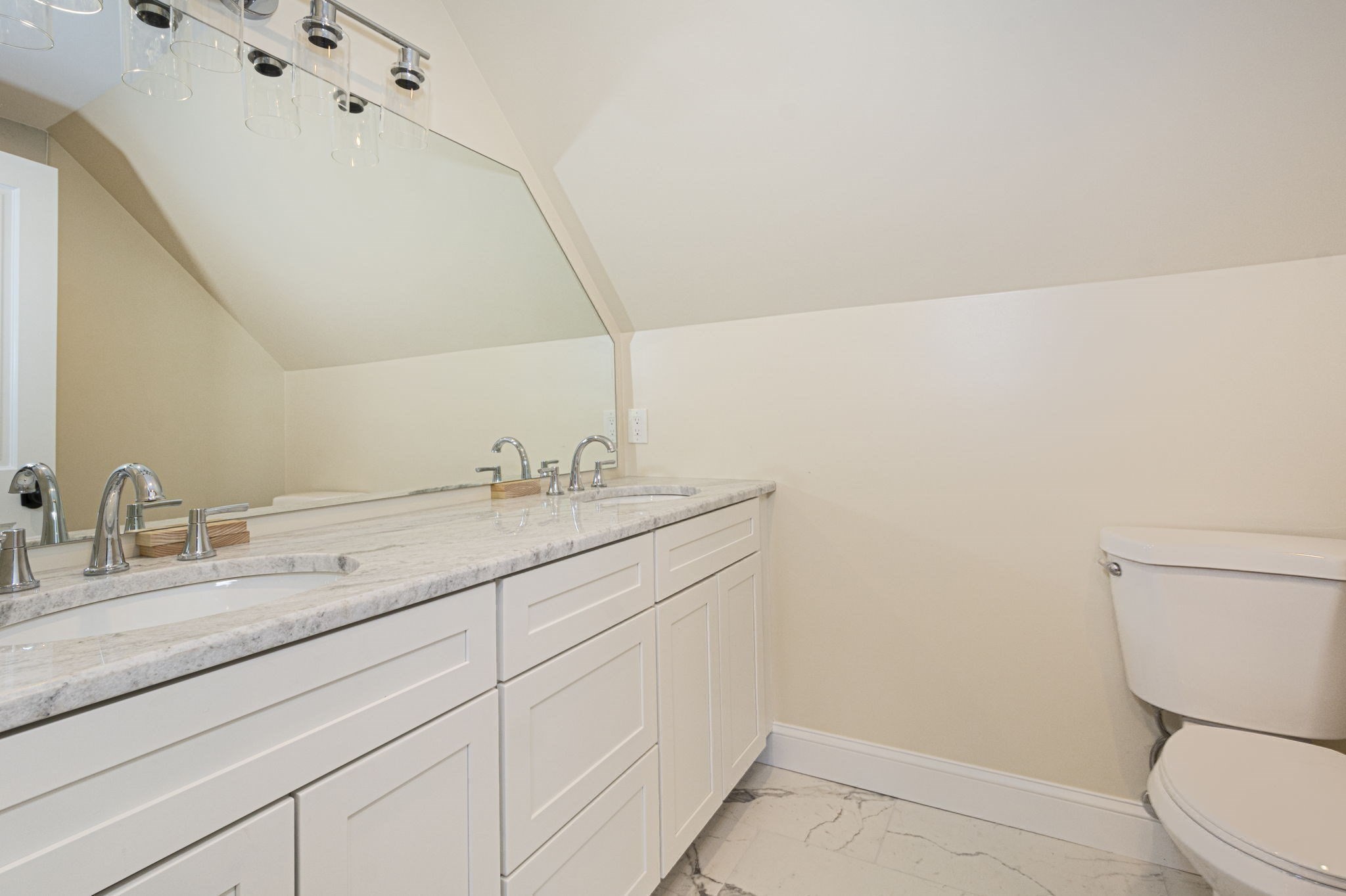 17 Leominster St Property Photo 31