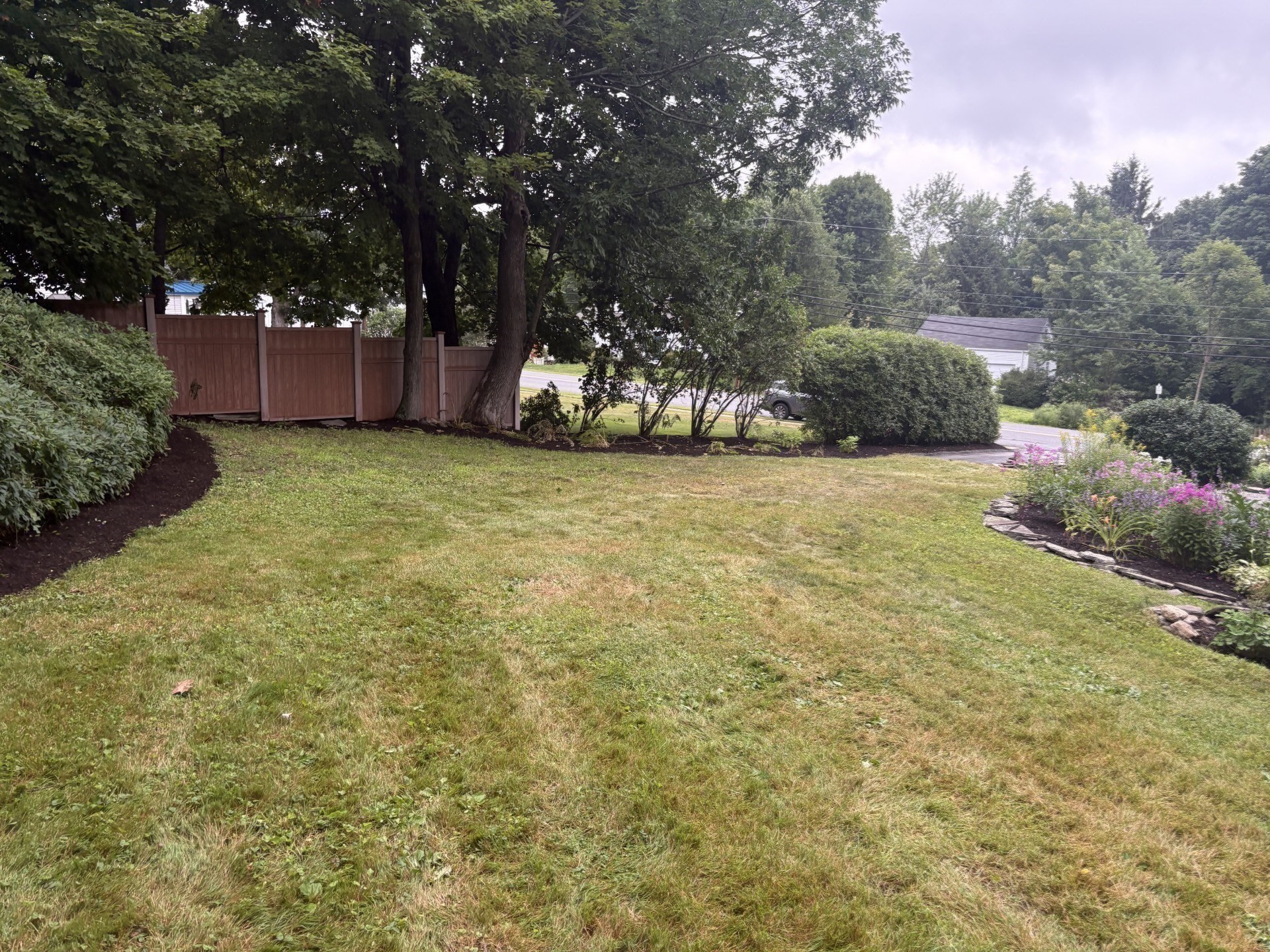 17 Leominster St Property Photo 37