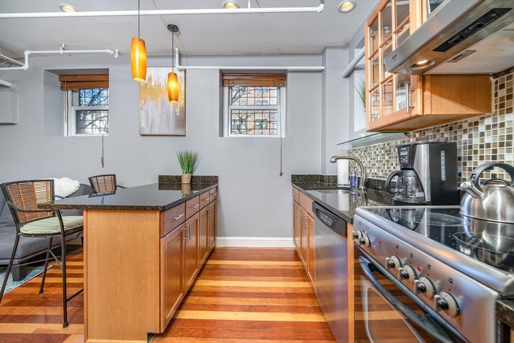 330 Dartmouth Street # B1 Property Photo 5
