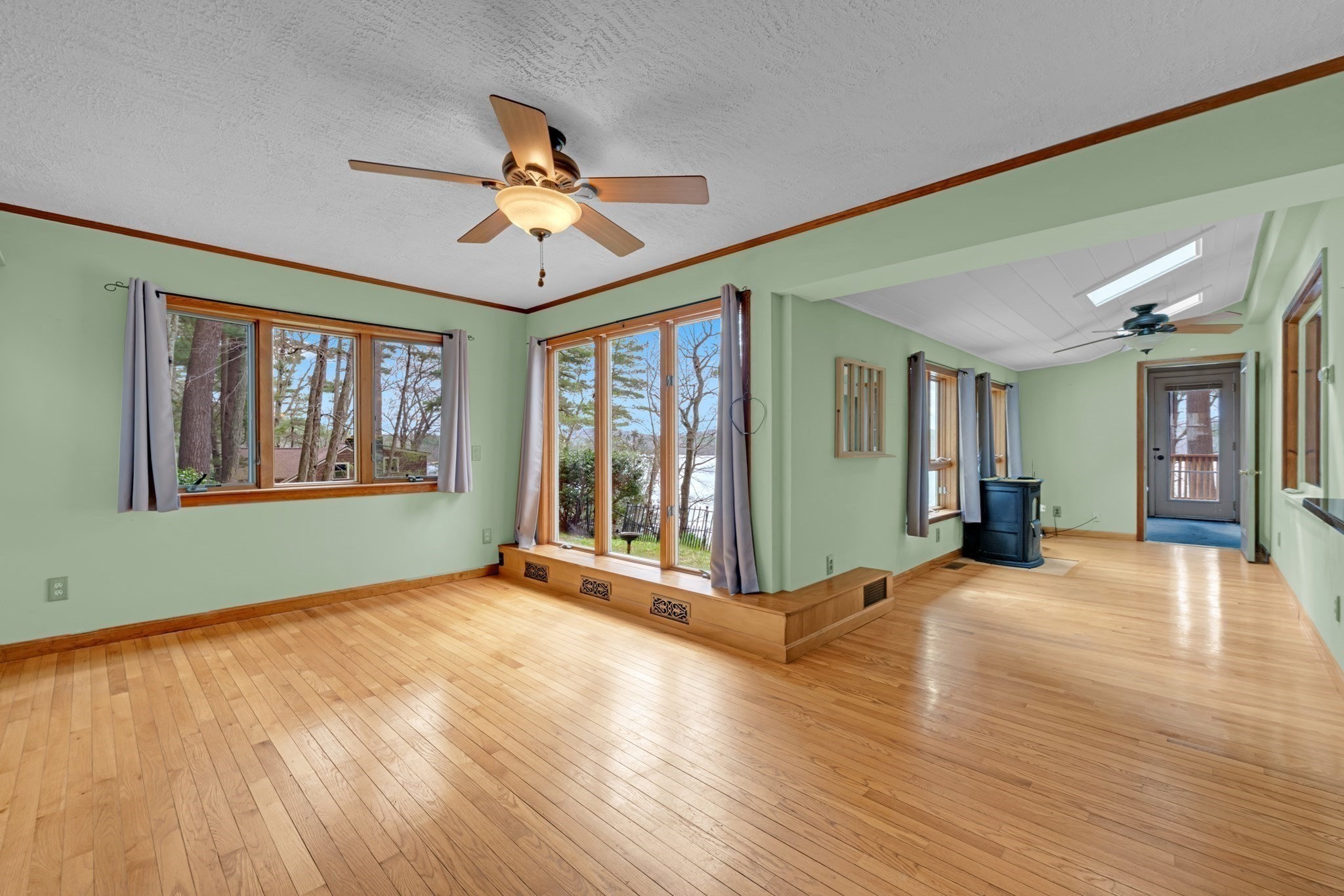 172 Stone Road Property Photo 6