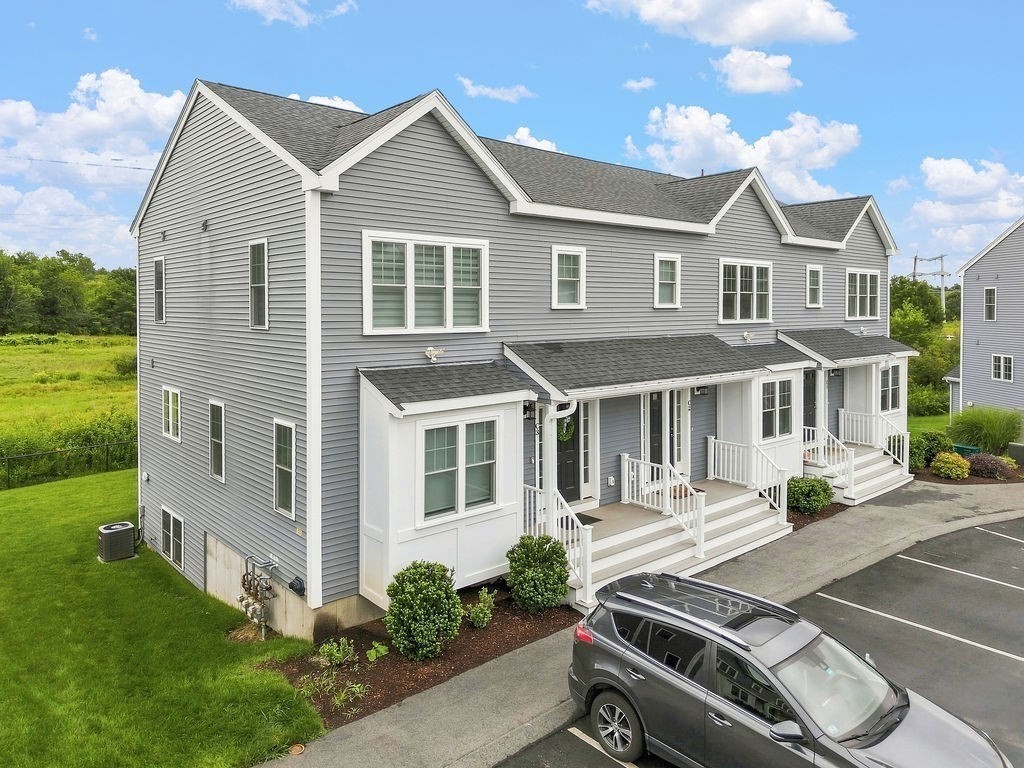 1005 Auburn St # C2 Property Photo 1