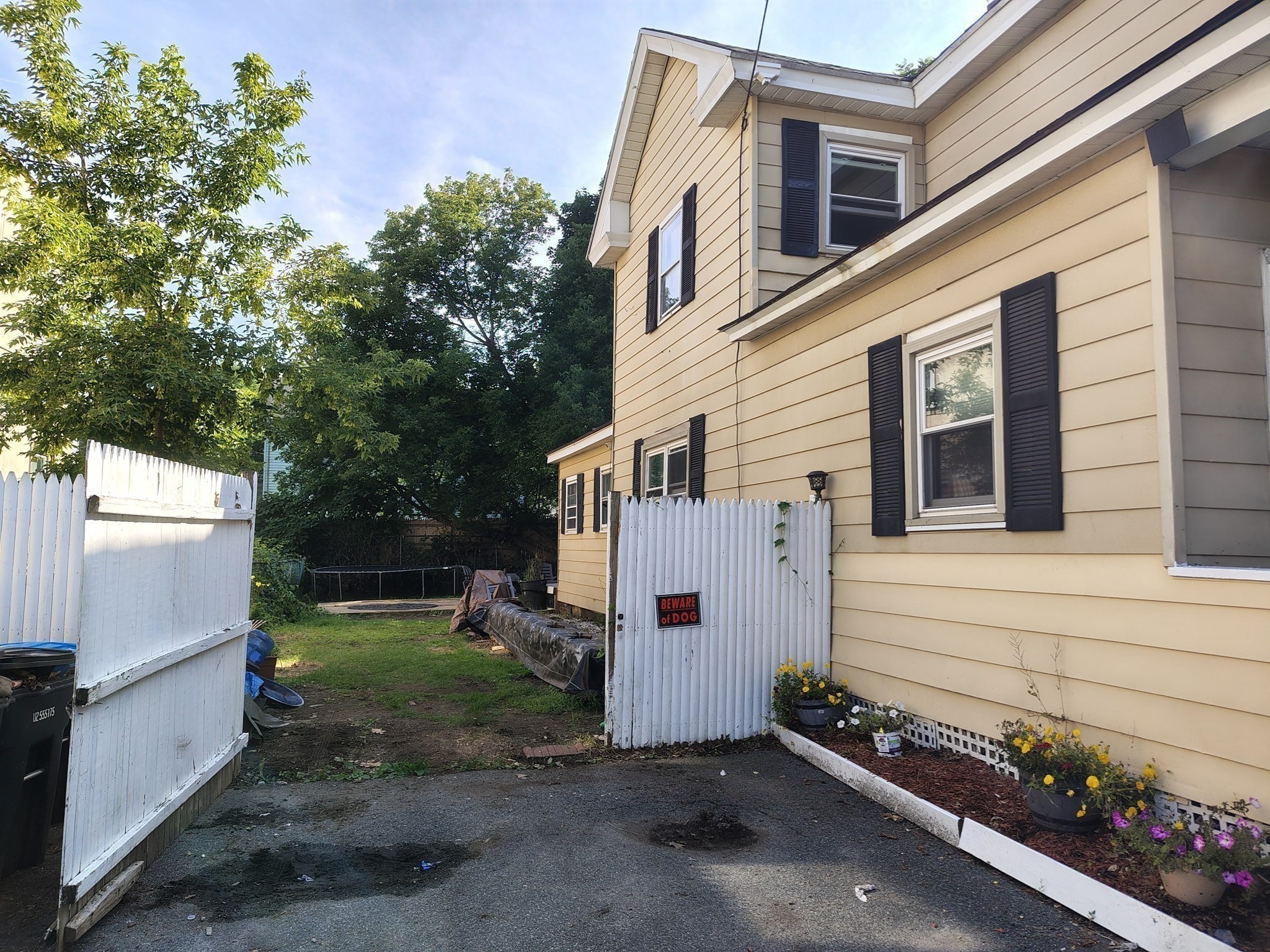 12 Lincoln Street Property Photo 4