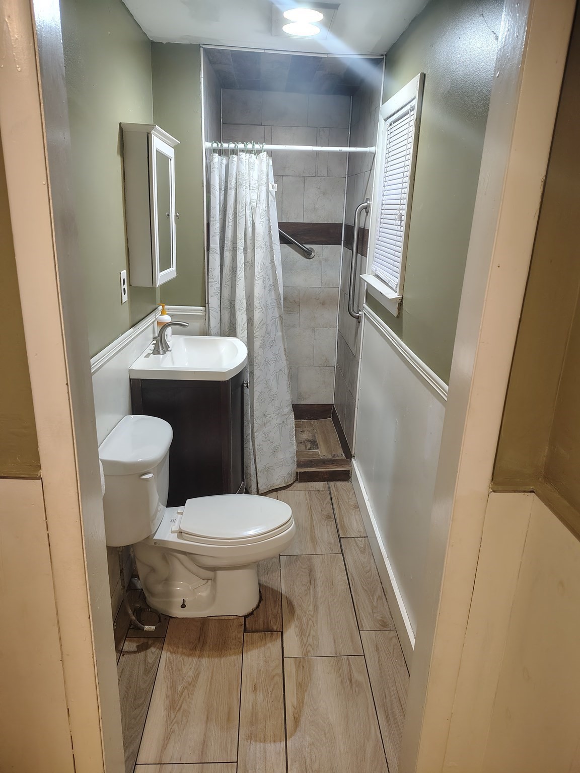 12 Lincoln Street Property Photo 13
