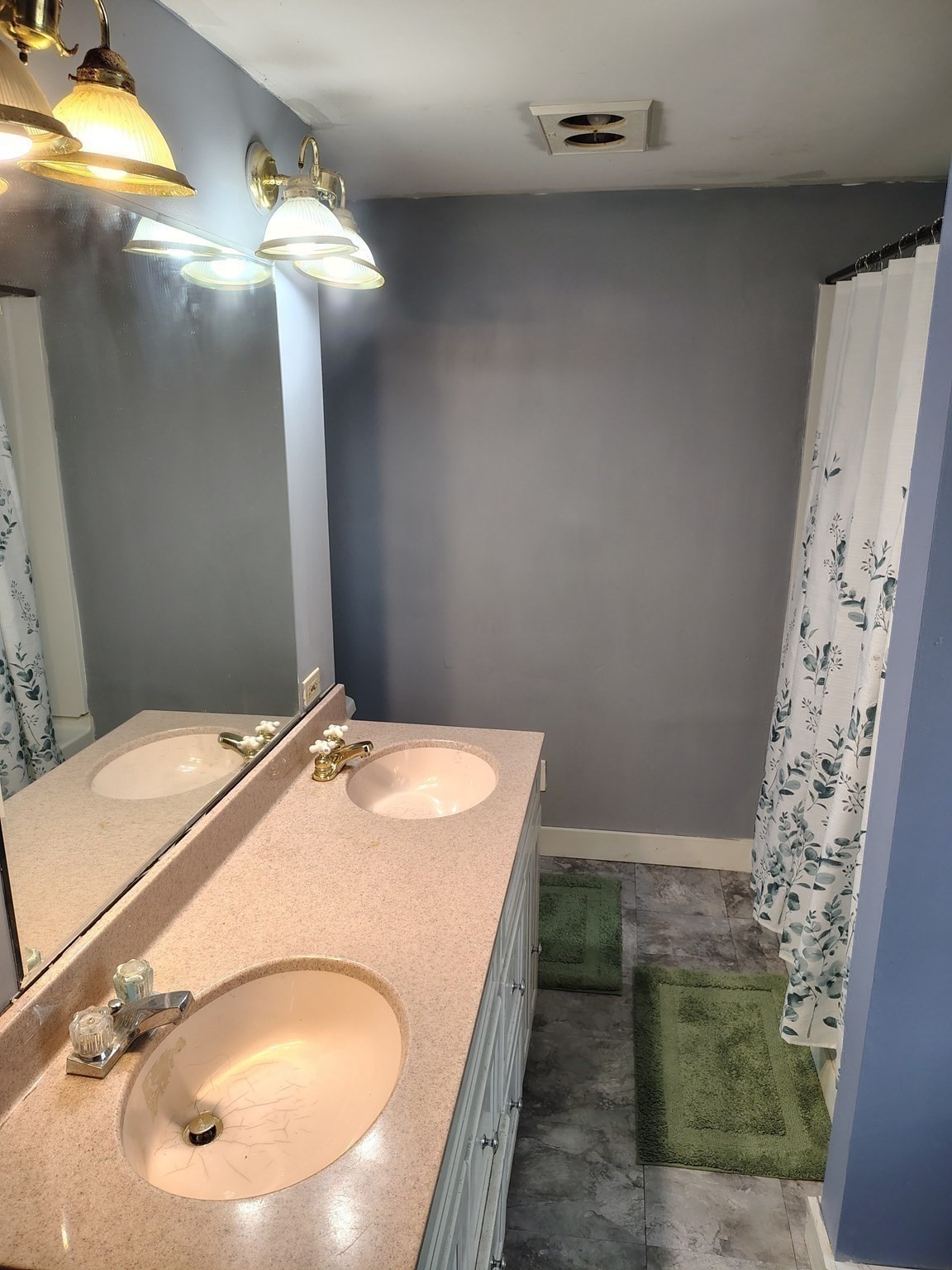 12 Lincoln Street Property Photo 34