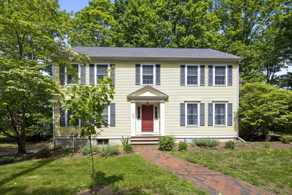 2 Laurel Street Property Photo 1