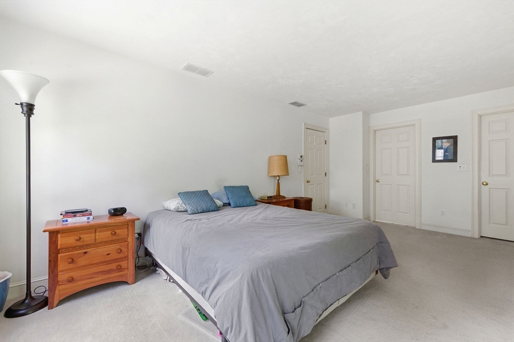 2 Laurel Street Property Photo 17