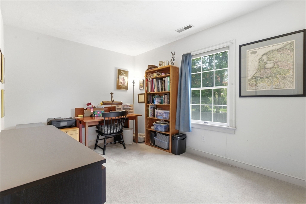 2 Laurel Street Property Photo 26