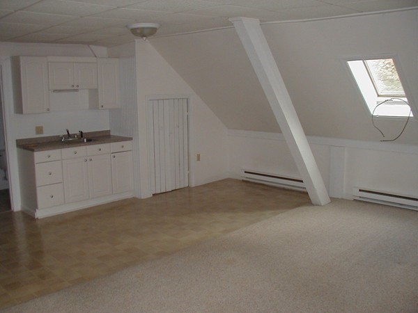 49b Dean Avenue # B Property Photo 3