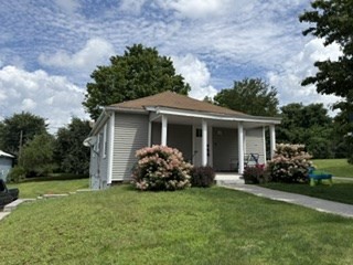 26 Central St Property Photo 1