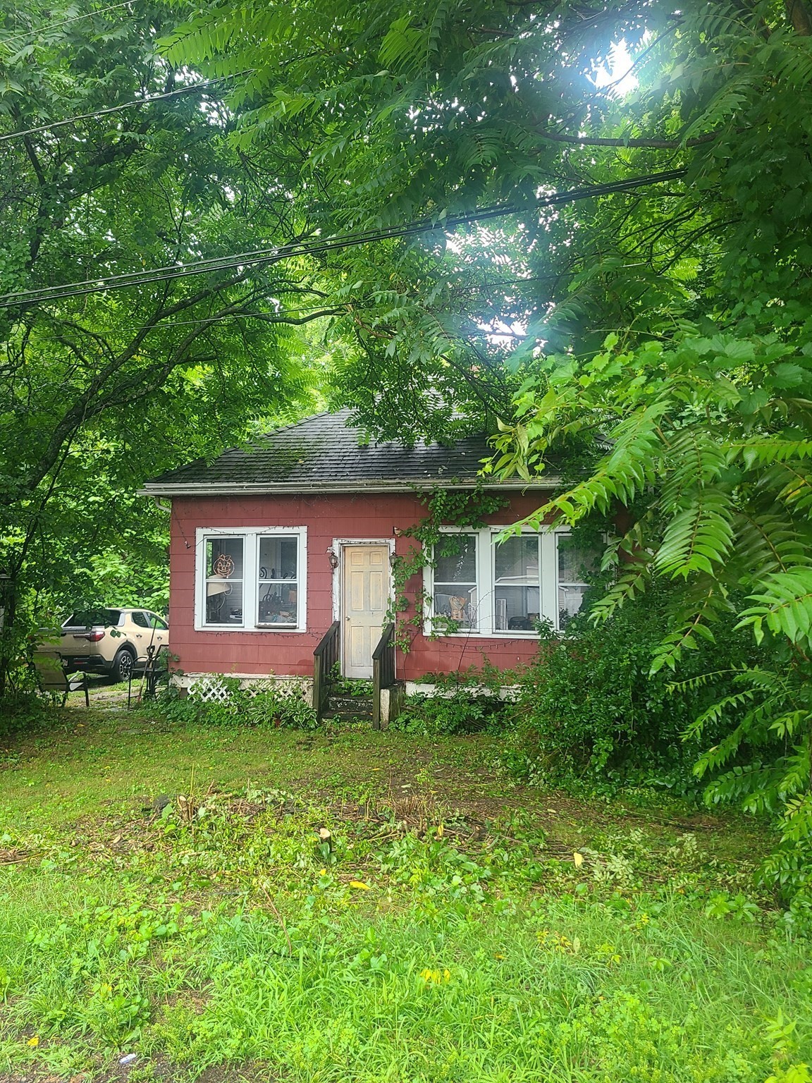 8 White St Property Photo 1