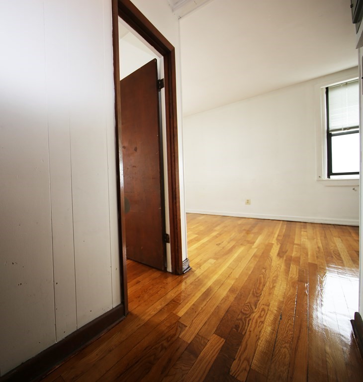 410 Market Street # 1 Property Photo 6
