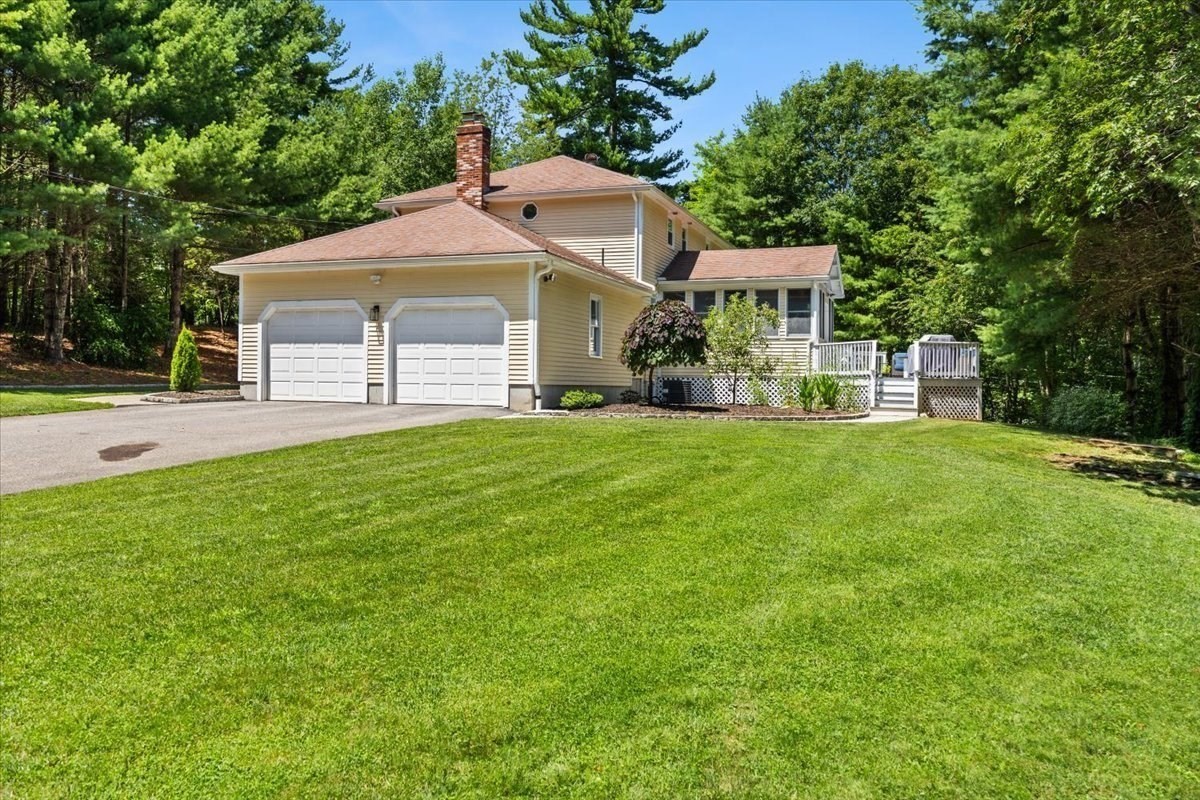 74 Lakeview Rd Property Photo 2