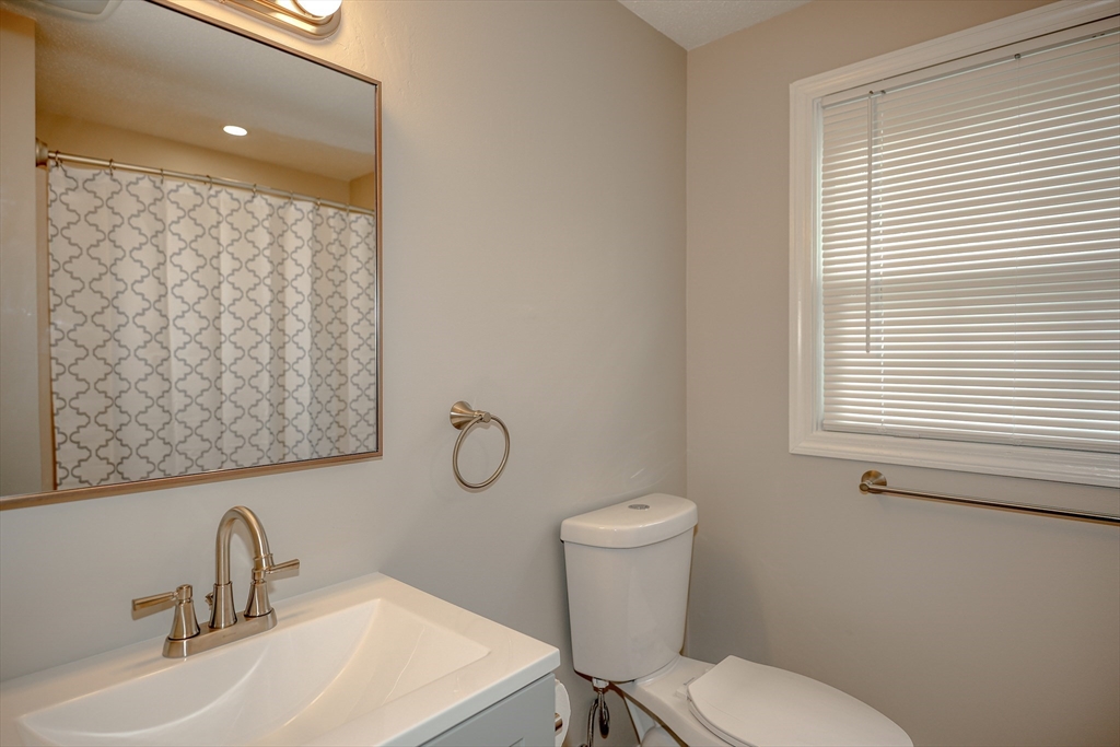 6 Wood Lane # 6 Property Photo 11