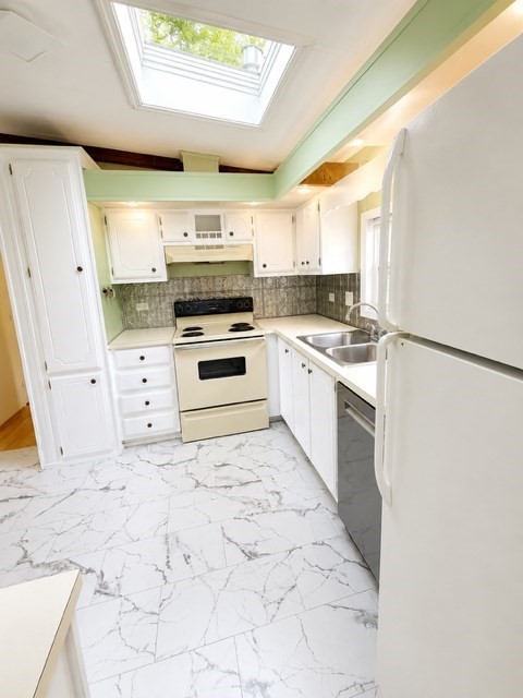 1 Canterbury Lane Property Photo 2
