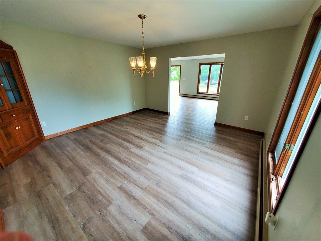 197 W. Center St. Property Photo 5