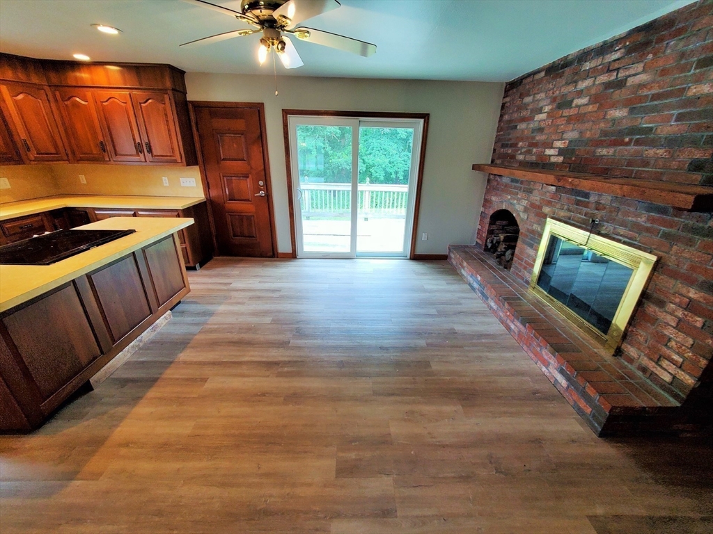 197 W. Center St. Property Photo 6