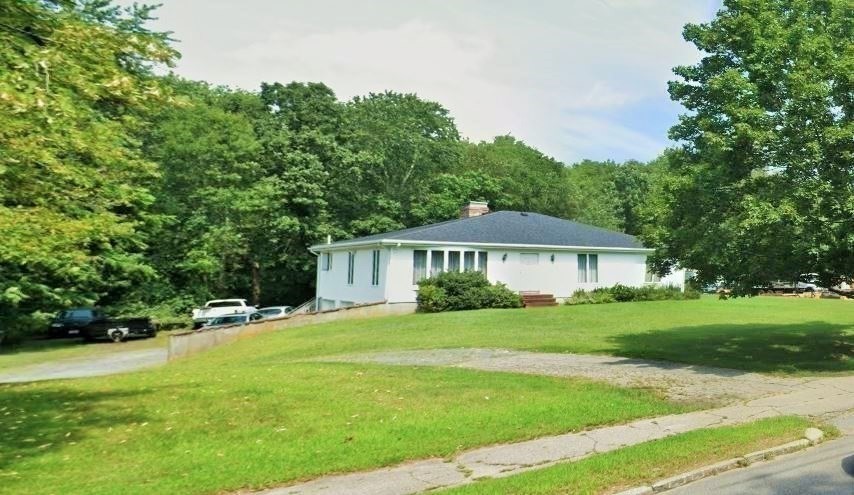 197 W. Center St. Property Photo 9