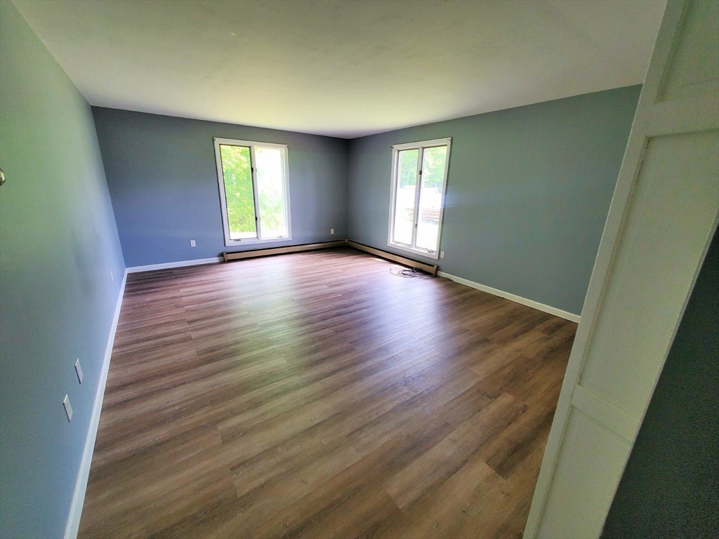 197 W. Center St. Property Photo 11