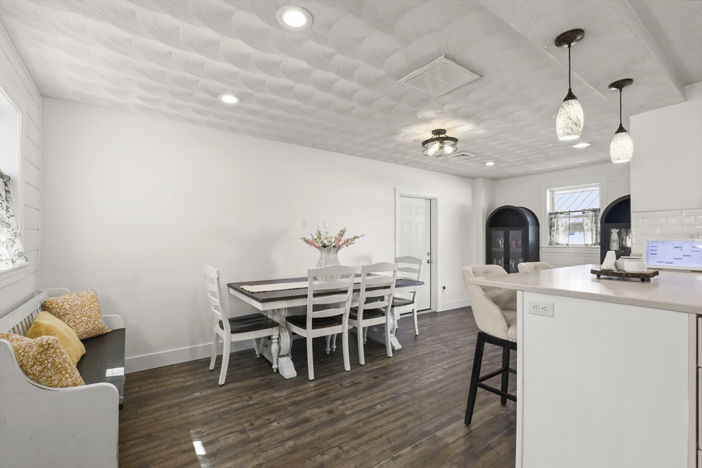 512 Central Avenue Property Photo 5